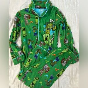 Used boys Minecraft PJ set